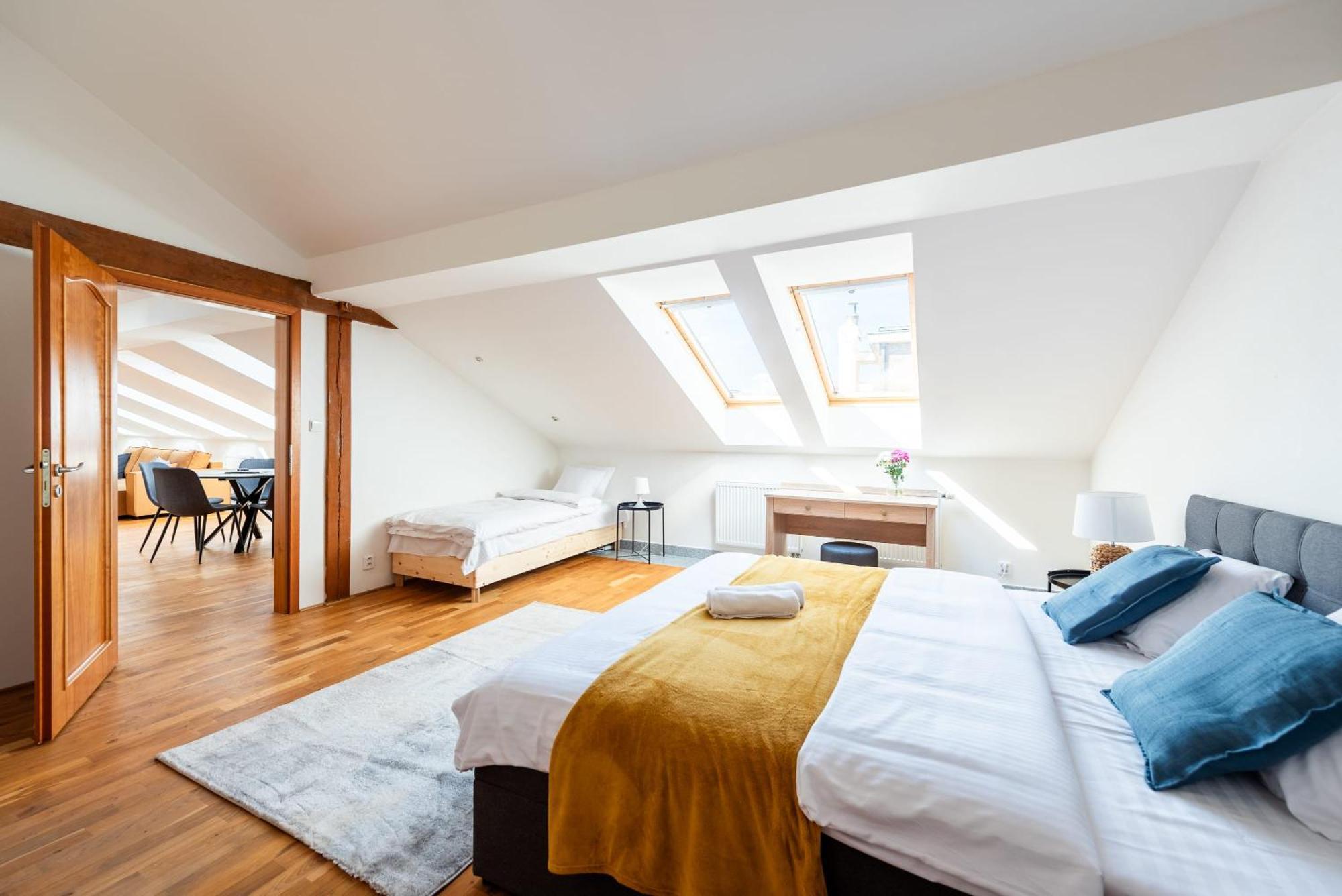 Spacious Near National Museum * Praga