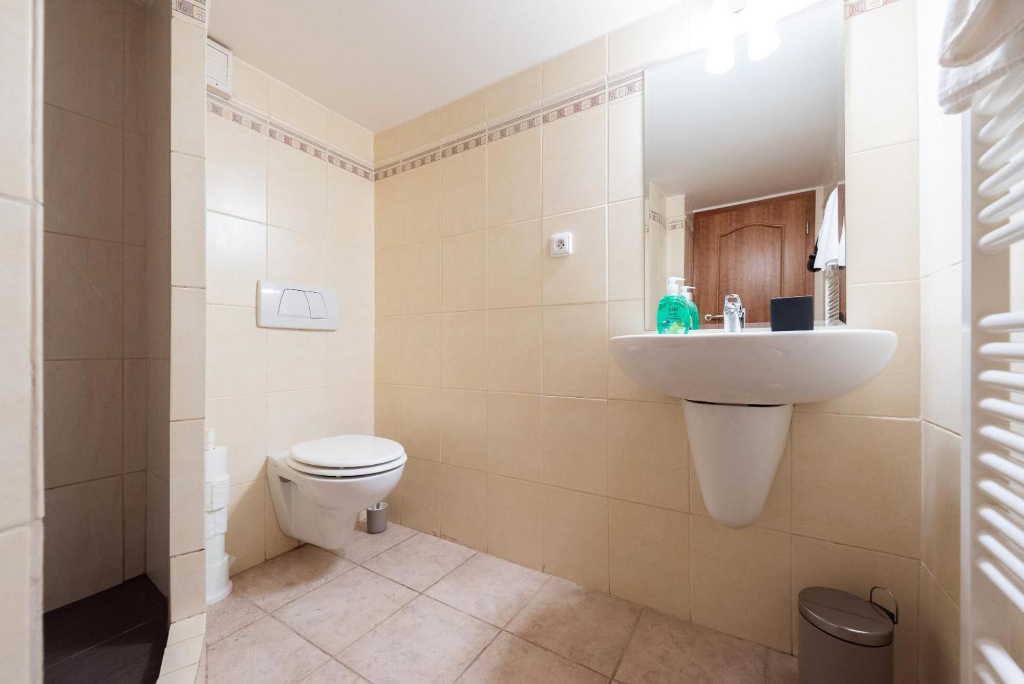 Appartamento Spacious Near National Museum