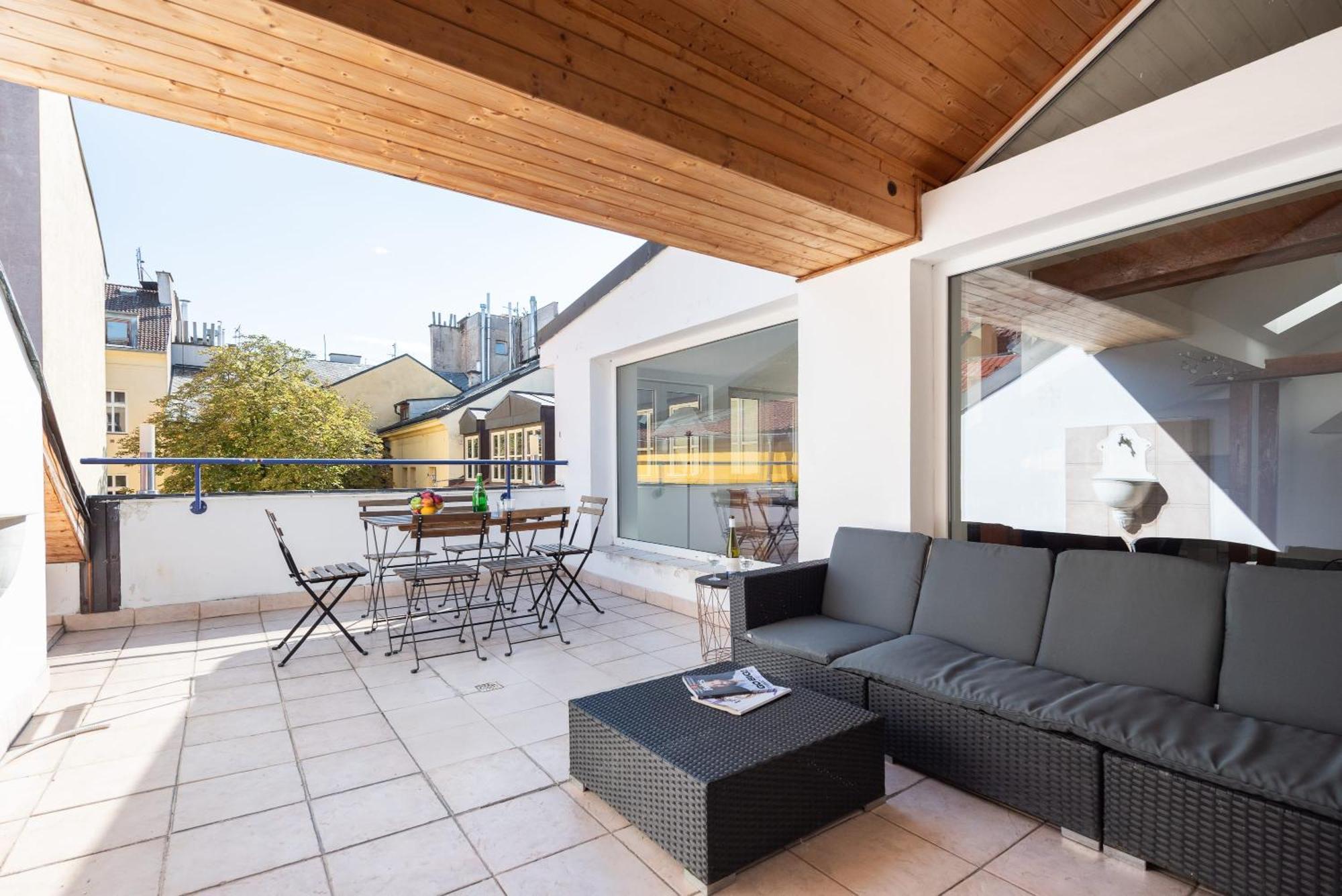 Spacious Near National Museum Apartamento